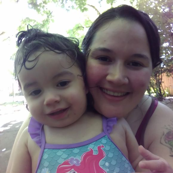 Meet your Posher, Cassandra - Picture 1 of 1